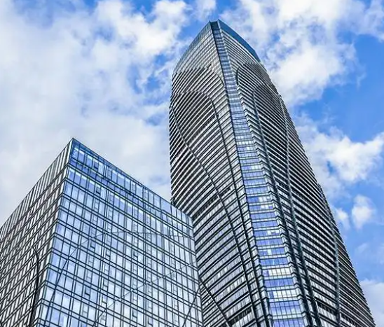 广西轩之宝电气设备有限公司分享母线架在大型商业项目中的应用案例
